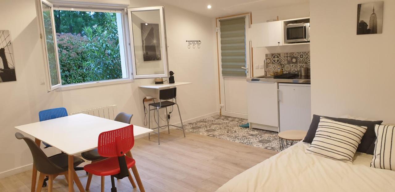 Adorable Studio 25M² Tres Calme Avec Parking Marseille Eksteriør bilde